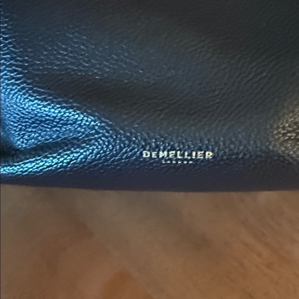 DeMellier  New York Leather Bucket Bag in Black Leather, Gold Hardware - Picture 15 of 16
